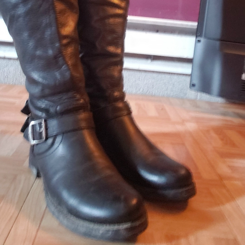 Frye Zip Up Boots